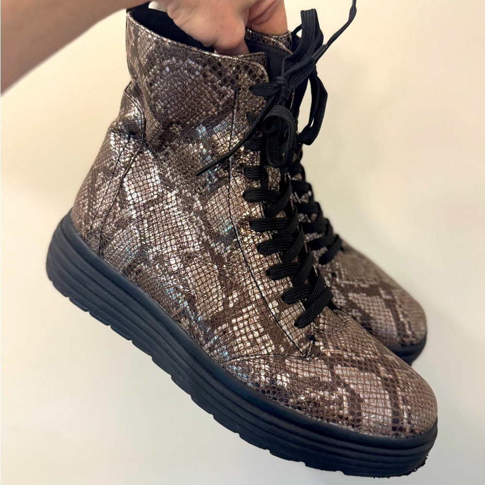 GEOX Italian Metallic Snake Print Phaolae Lace Combat Boots EU 41 / US 10